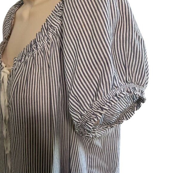 Womens Gap Peasant Blouse Gray White Strips Top Size M C - Picture 5 of 8